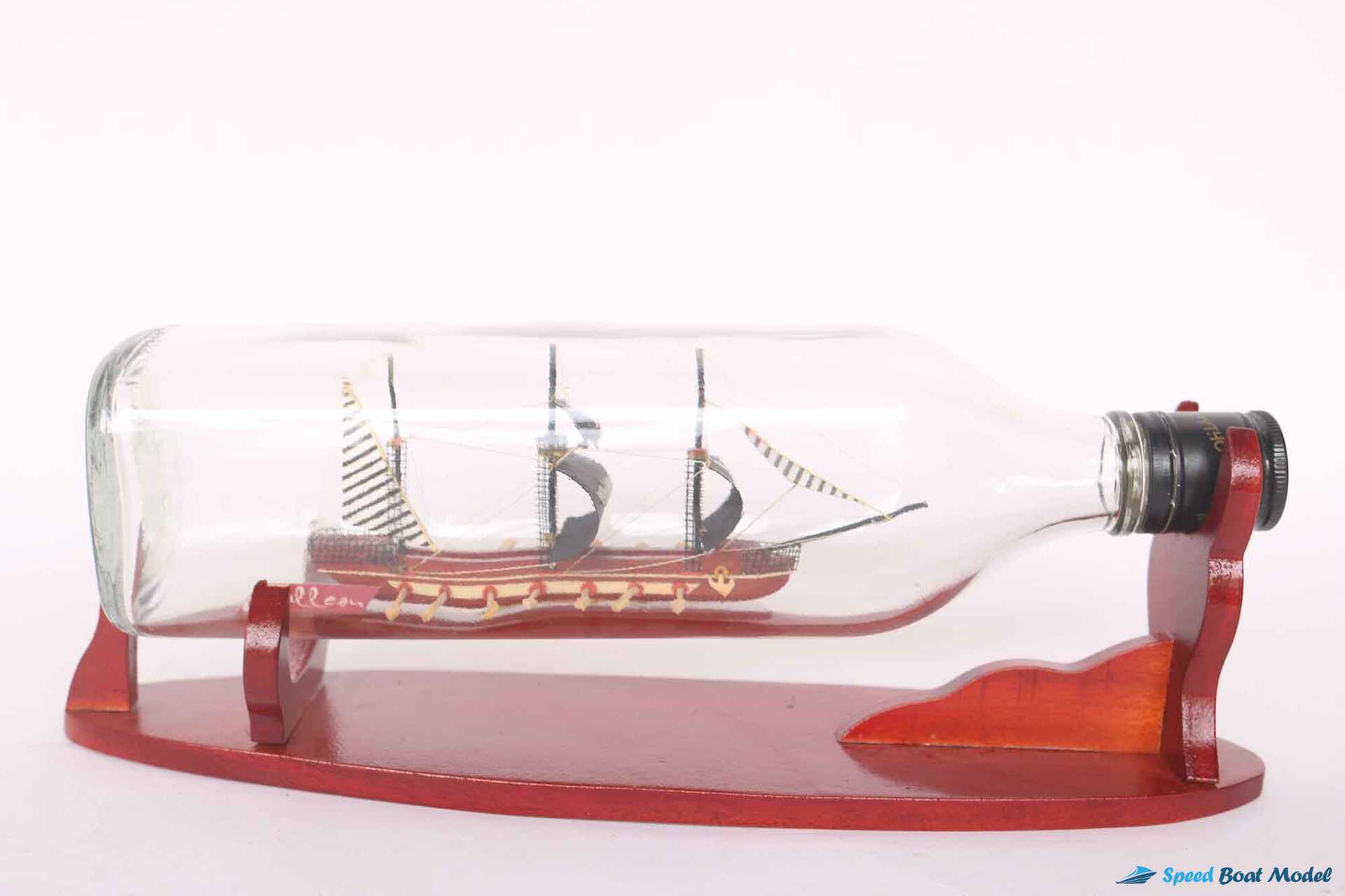 Black Ship In Lie Down Square Wine Bottle 10.6" 4 Black Ship In Lie Down Square Wine Bottle (1) Speed Boad Model