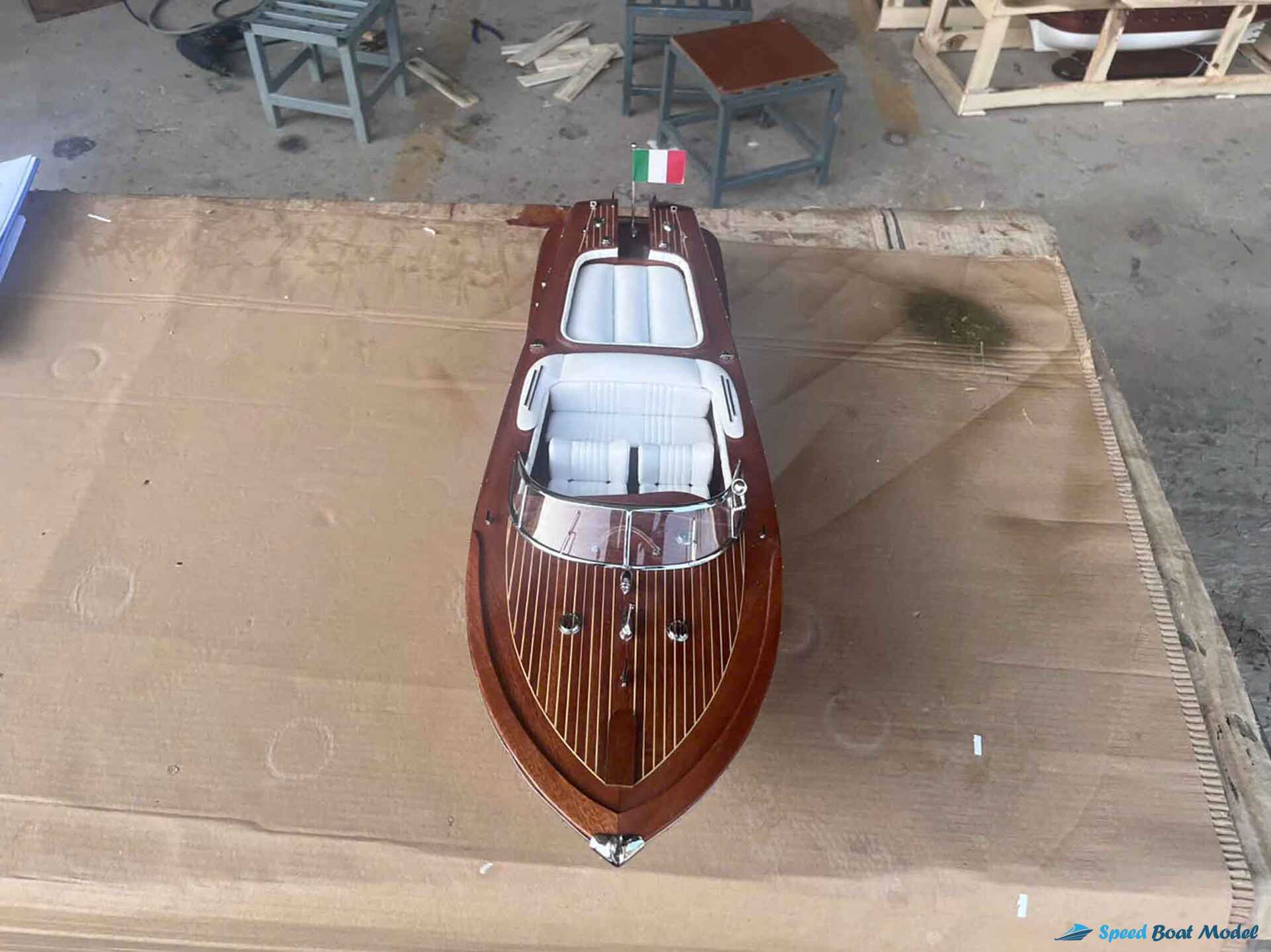 Riva Aquarama Wood Finished – White Chair Boat Model (5) Speed Boad Model Riva Aquarama Wood Finished – White Chair Boat Model (5) Speed Boad Model