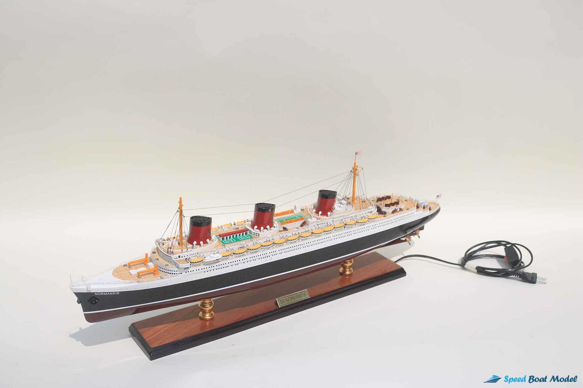 Ss Normandie Boat With Light Model (17) Speed Boad Model