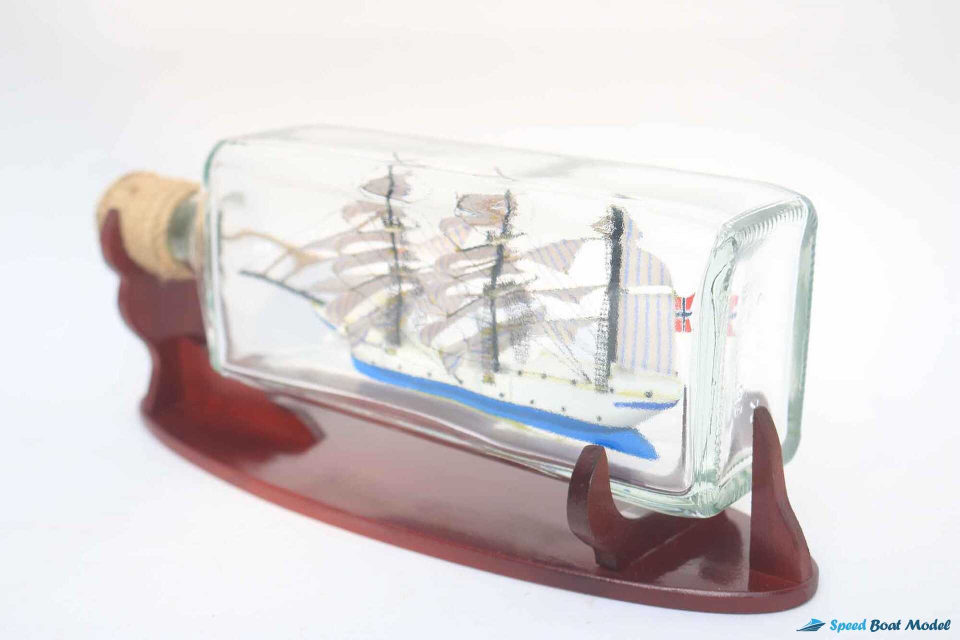 Statsraat Lehmkuhl Ship In Bottle (4) Speed Boad Model Statsraat Lehmkuhl Ship In Bottle (4) Speed Boad Model