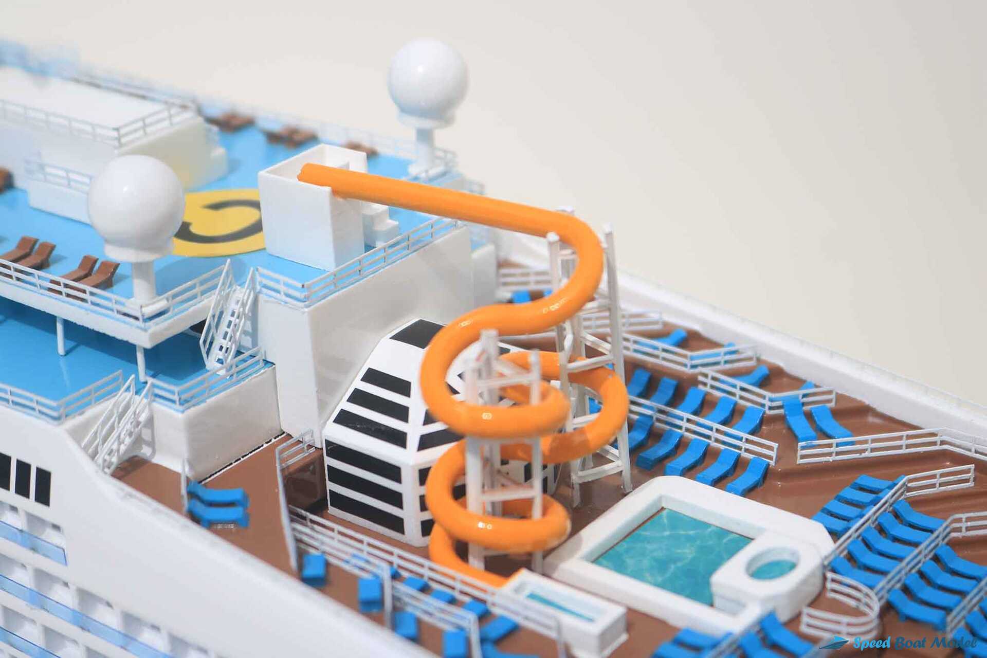 Costa Pacifia Cruise Ship Model (2) Speed Boad Model Costa Pacifia Cruise Ship Model (2) Speed Boad Model