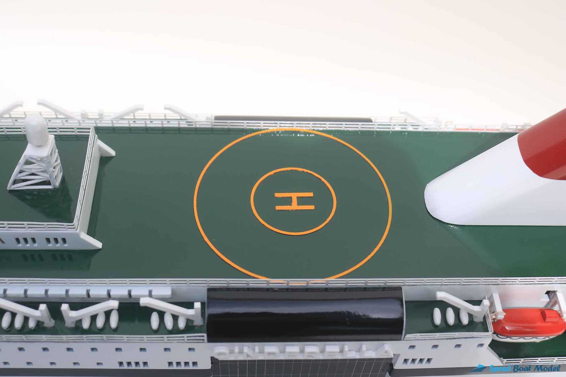 M.s Viking Cinderella Cruise Ship Model (2) Speed Boad Model M.s Viking Cinderella Cruise Ship Model (2) Speed Boad Model