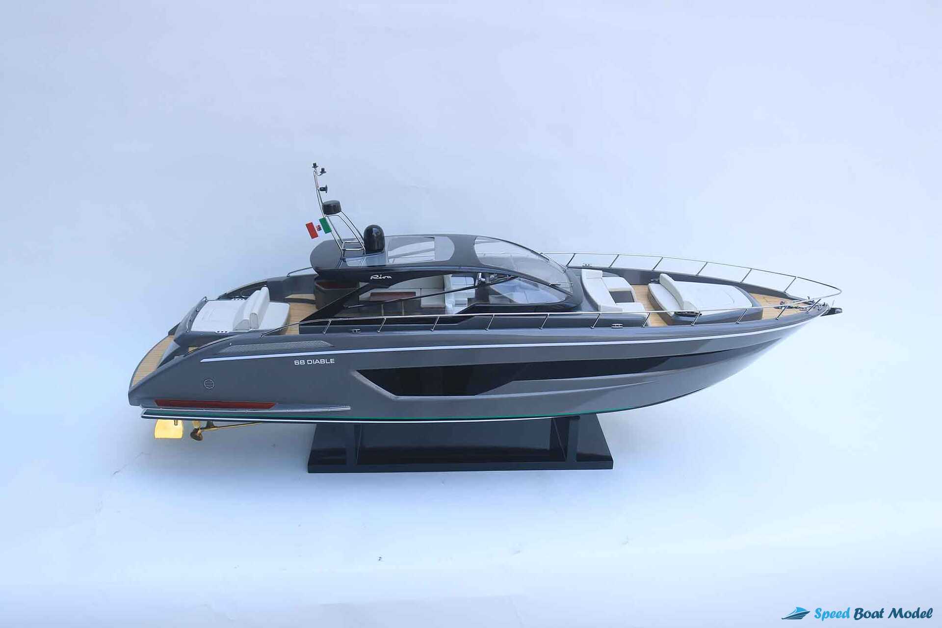 Riva Diable 68' Modern Yacht Model 28" 19 Riva Diable 68′ Modern Yacht Model (10) Speed Boad Model