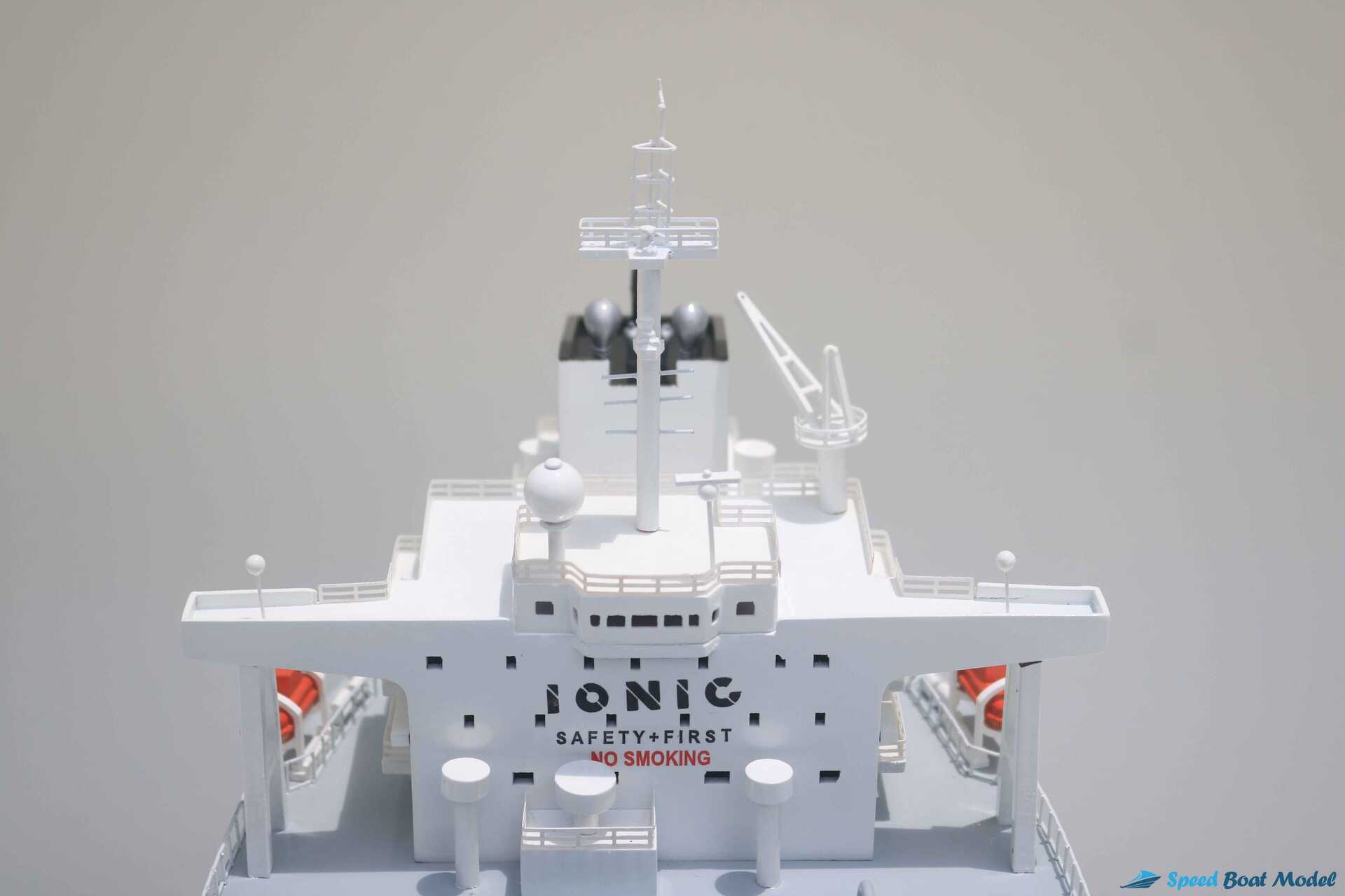Ionic Althea Crude Oil Tanker Ship Model (1) Speed Boad Model Ionic Althea Crude Oil Tanker Ship Model (1) Speed Boad Model