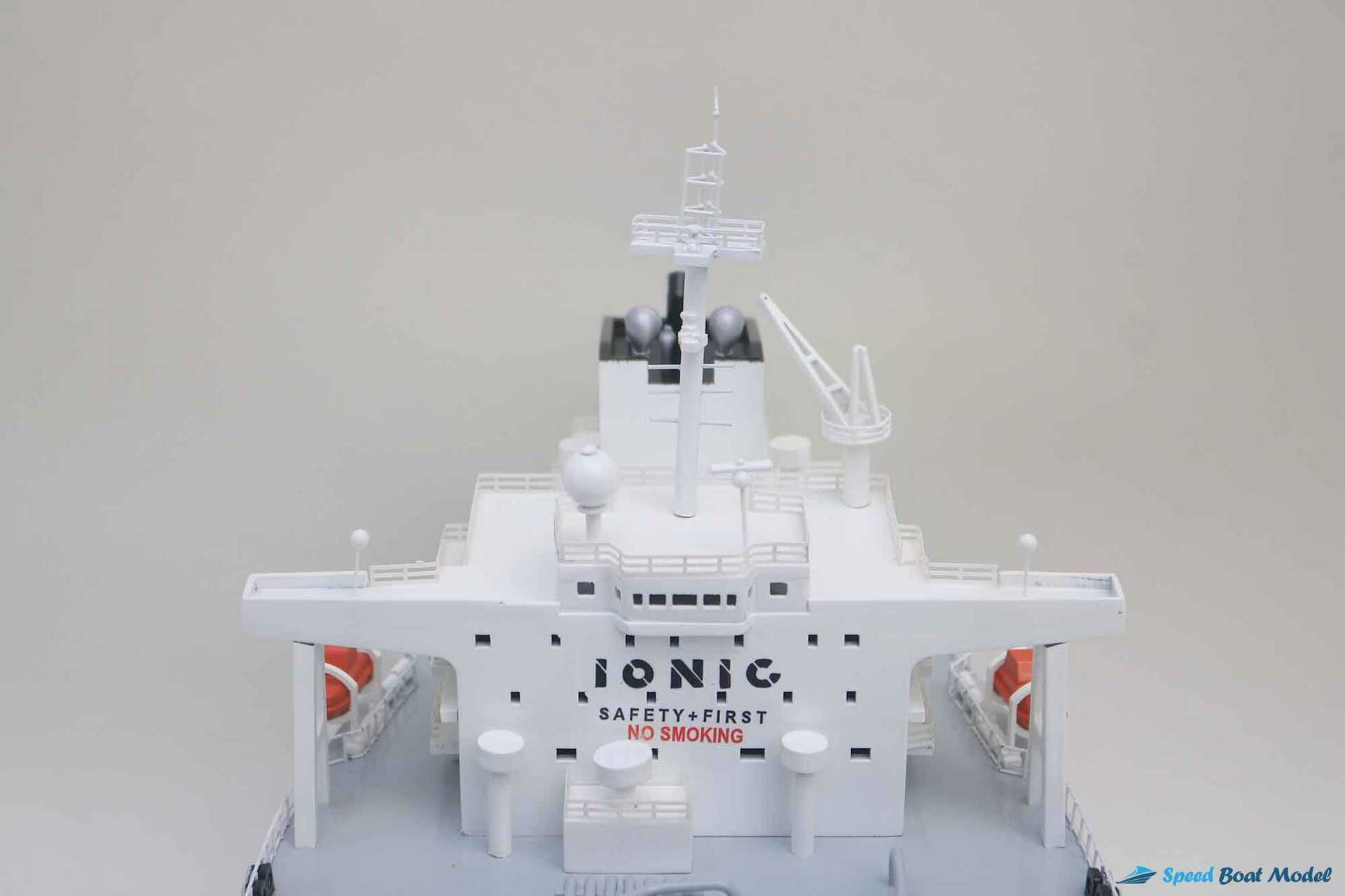 Ionic Ariadne Crude Oil Tanker Ship Model (1) Speed Boad Model Ionic Ariadne Crude Oil Tanker Ship Model (1) Speed Boad Model