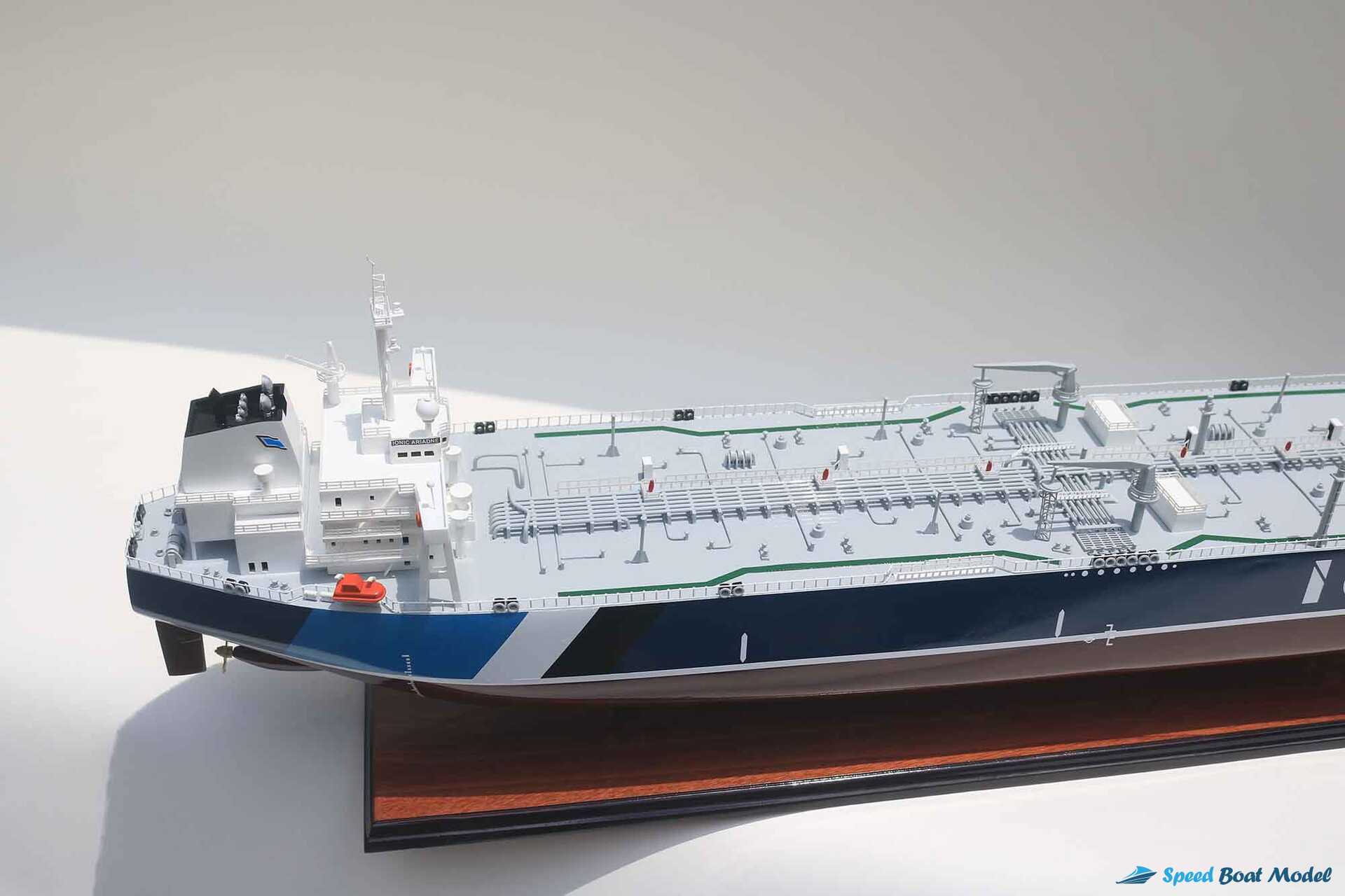 Ionic Ariadne Crude Oil Tanker Ship Model (11) Speed Boad Model Ionic Ariadne Crude Oil Tanker Ship Model (11) Speed Boad Model