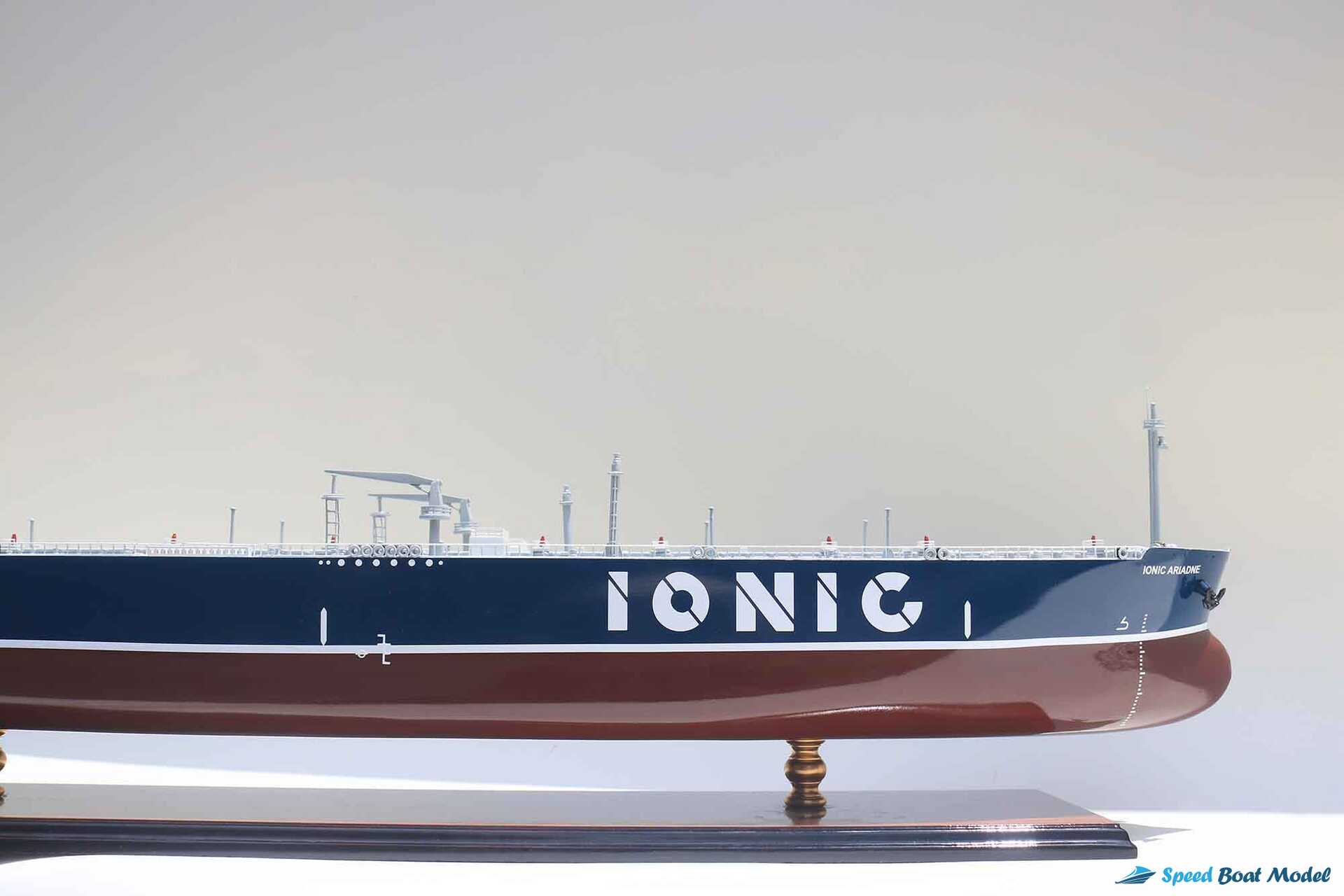 Ionic Ariadne Crude Oil Tanker Ship Model (12) Speed Boad Model Ionic Ariadne Crude Oil Tanker Ship Model (12) Speed Boad Model