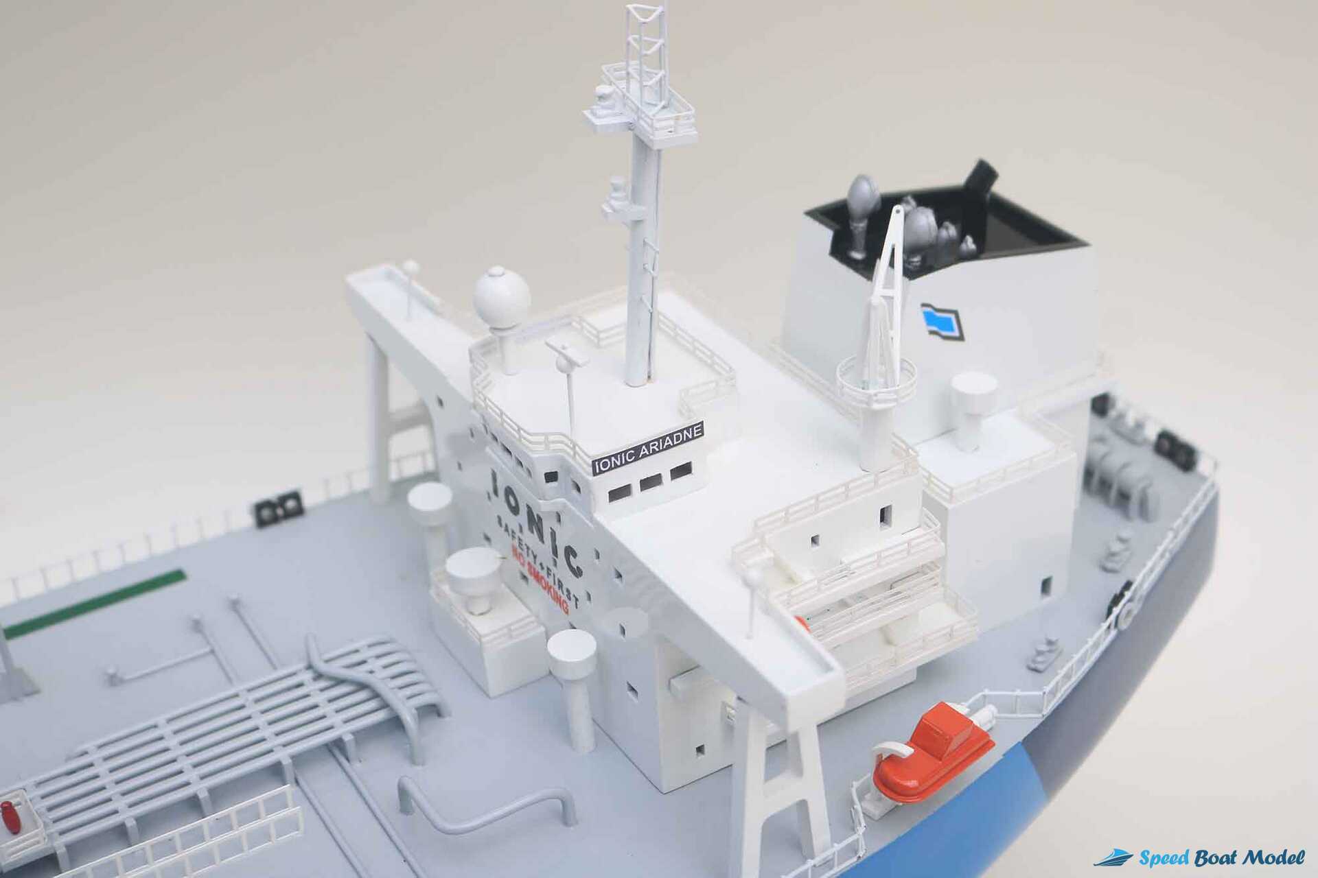 Ionic Ariadne Crude Oil Tanker Ship Model (6) Speed Boad Model Ionic Ariadne Crude Oil Tanker Ship Model (6) Speed Boad Model