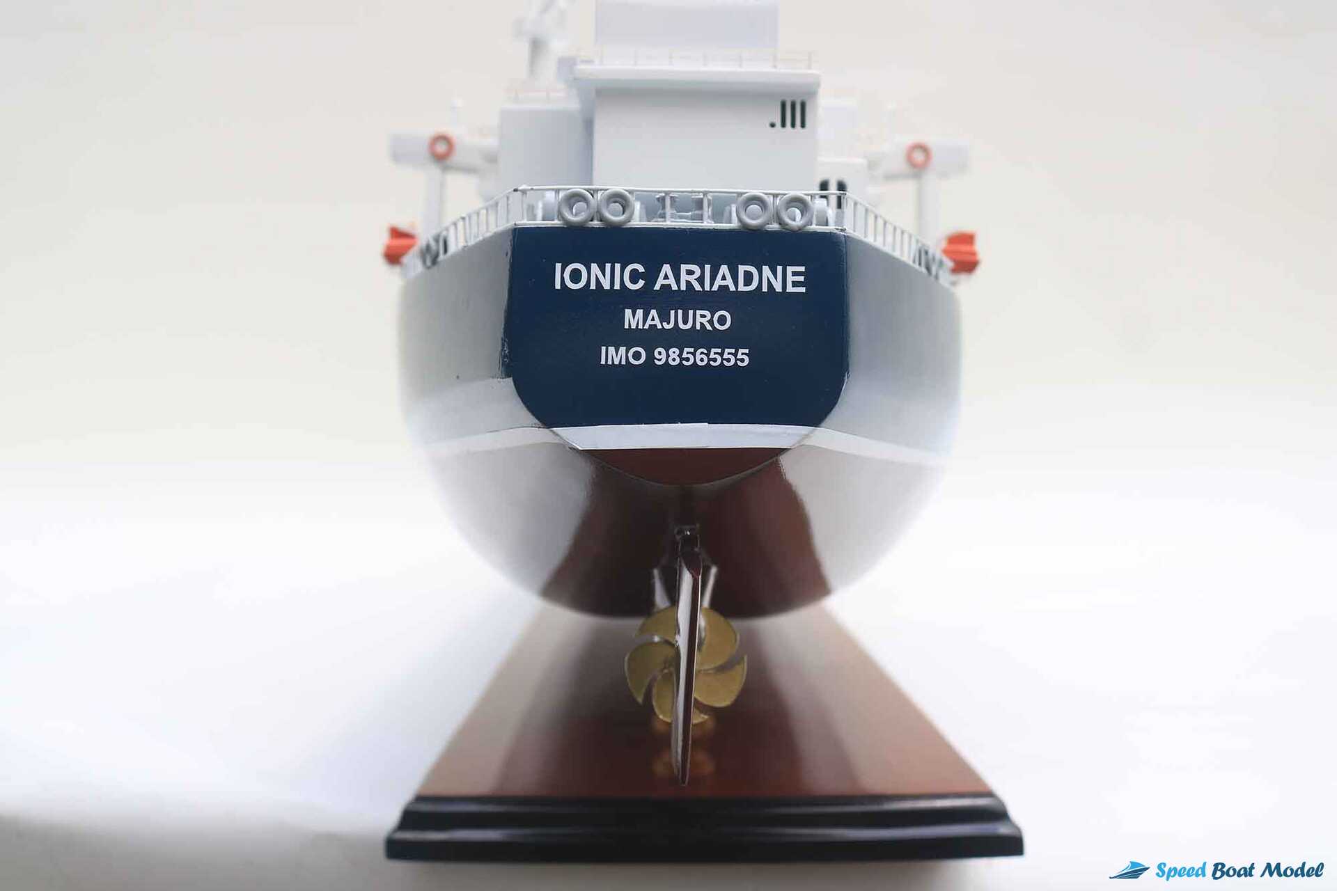 Ionic Ariadne Crude Oil Tanker Ship Model (9) Speed Boad Model Ionic Ariadne Crude Oil Tanker Ship Model (9) Speed Boad Model