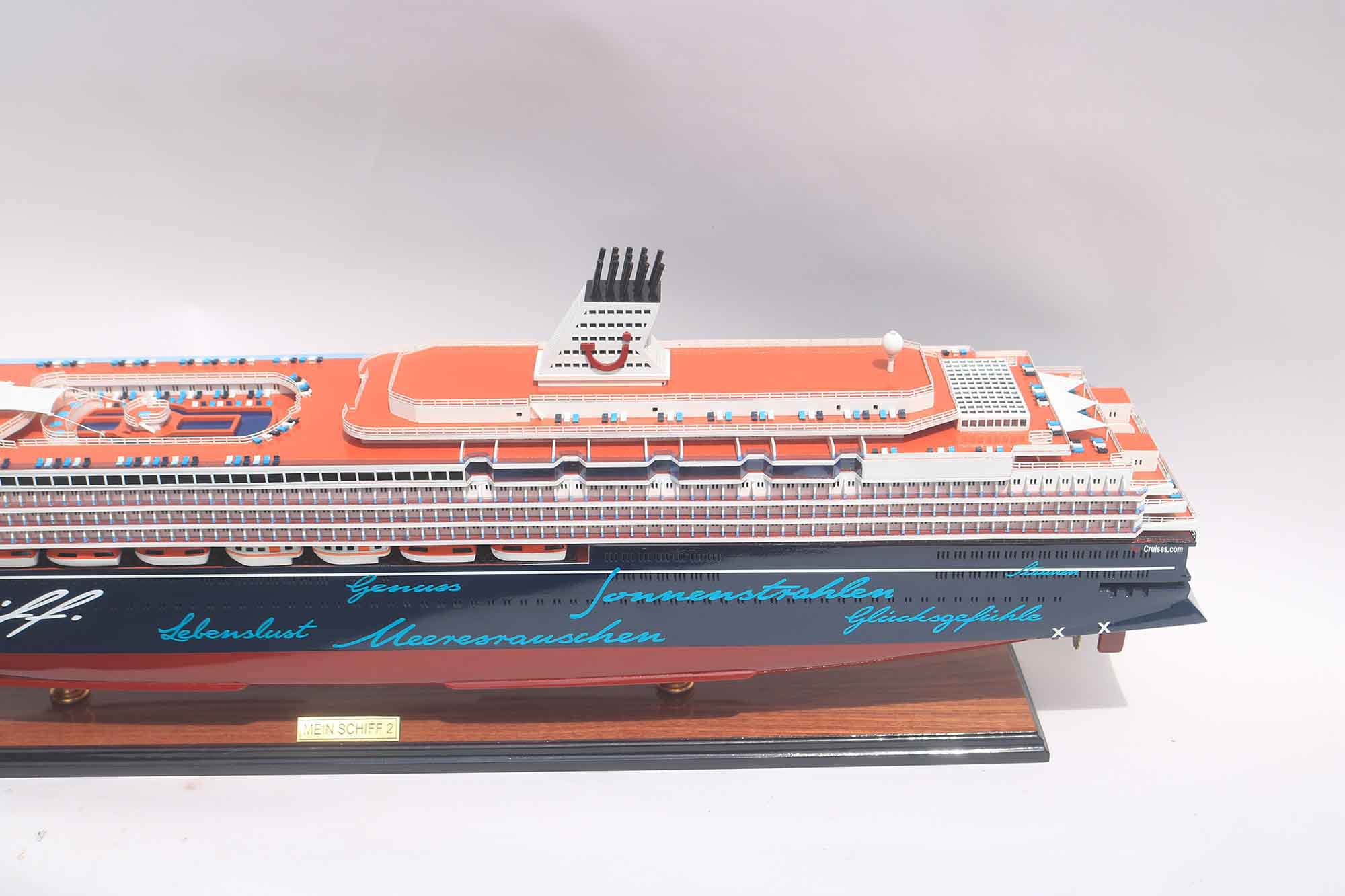 Mein Schiff 2 Cruise Ship Model (18) Speed Boad Model Mein Schiff 2 Cruise Ship Model (18) Speed Boad Model