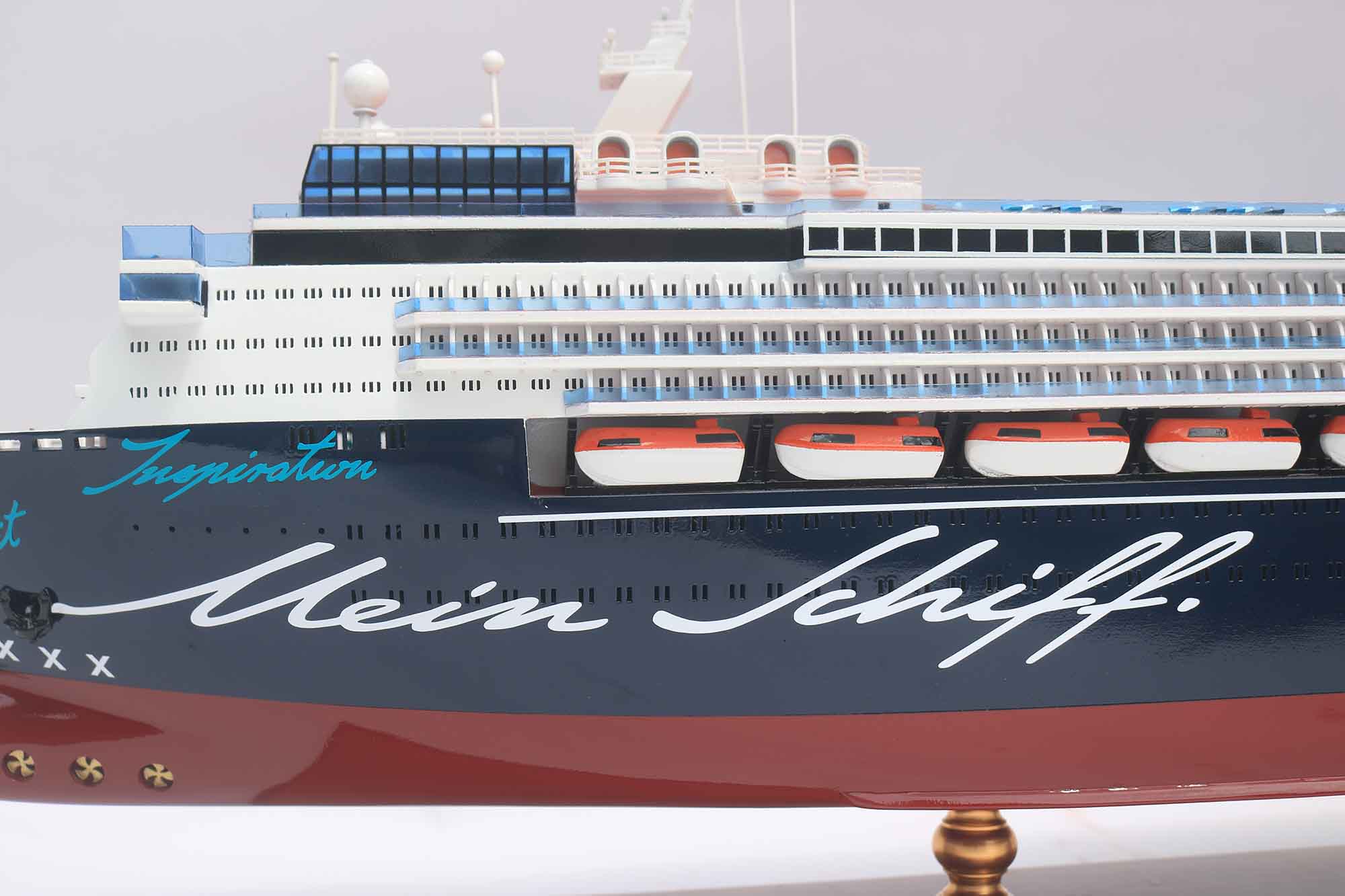 Mein Schiff 2 Cruise Ship Model (8) Speed Boad Model Mein Schiff 2 Cruise Ship Model (8) Speed Boad Model
